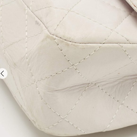 CHANEL White Quilted Aged Leather Reissue 2.55 Classic 227 Flap Bag - Picture 9 of 12